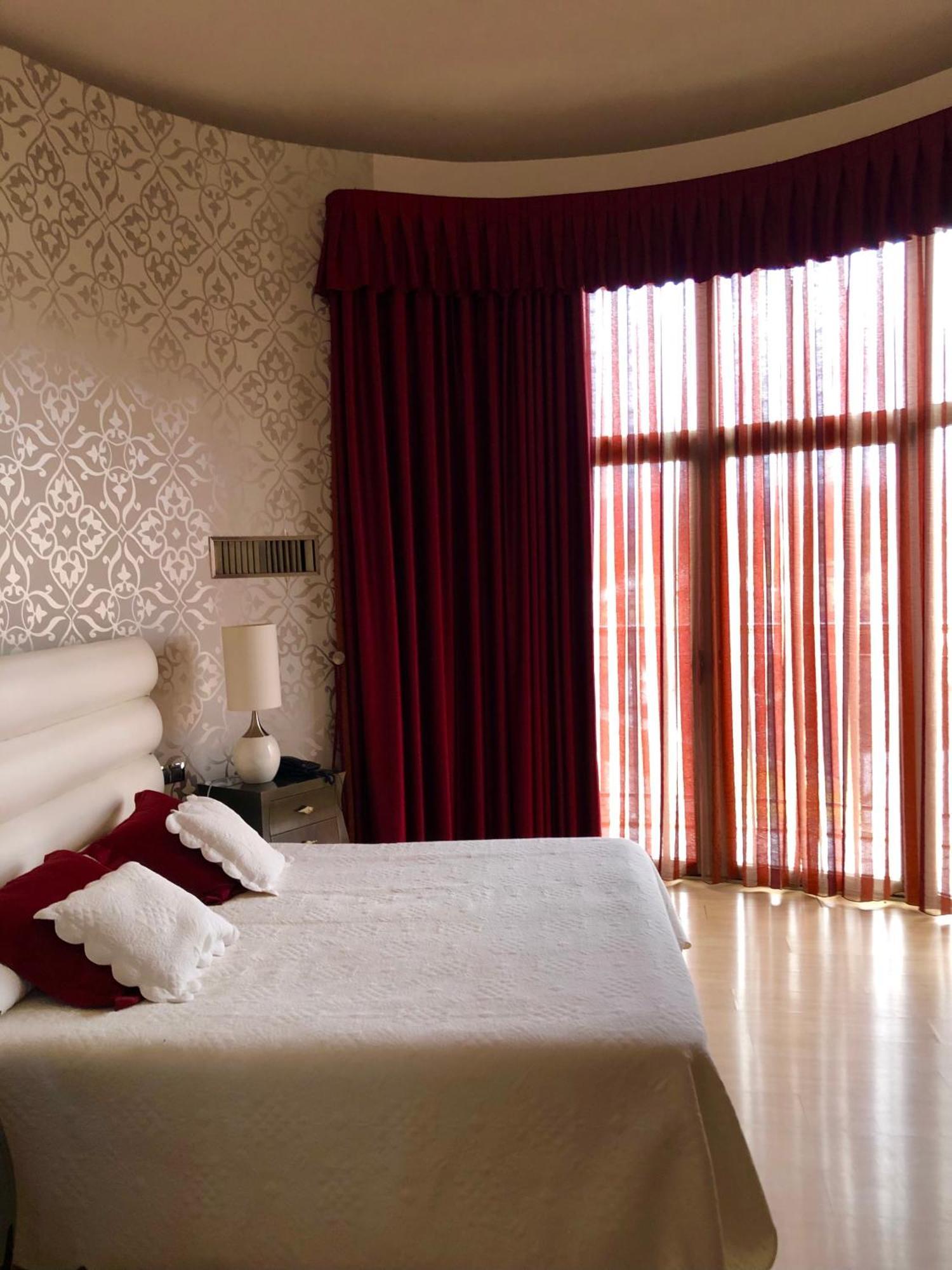Hotel Villa De Cacabelos Ngoại thất bức ảnh