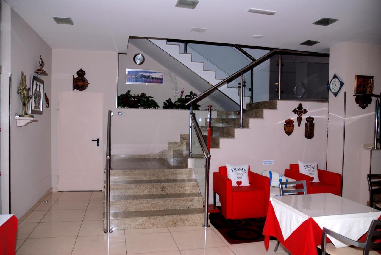 Hotel Villa De Cacabelos Ngoại thất bức ảnh